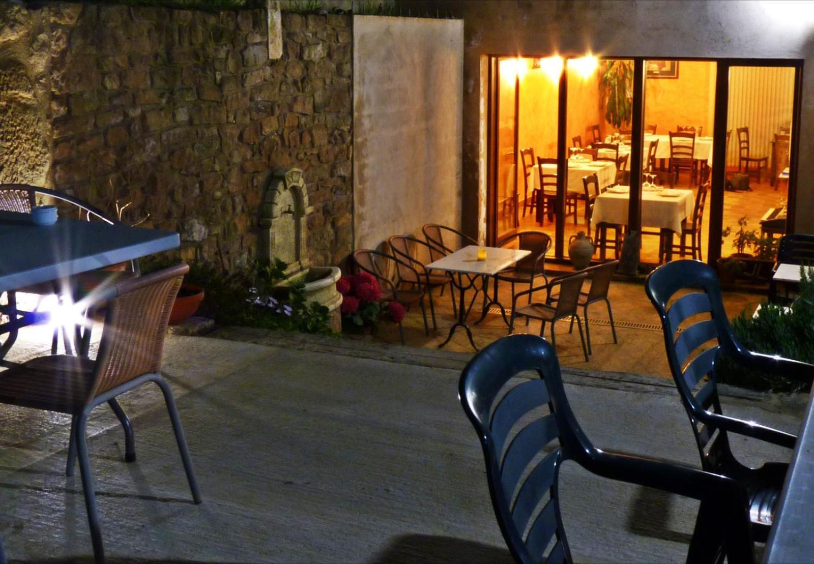 Hostal La Fuente Buera Exterior foto